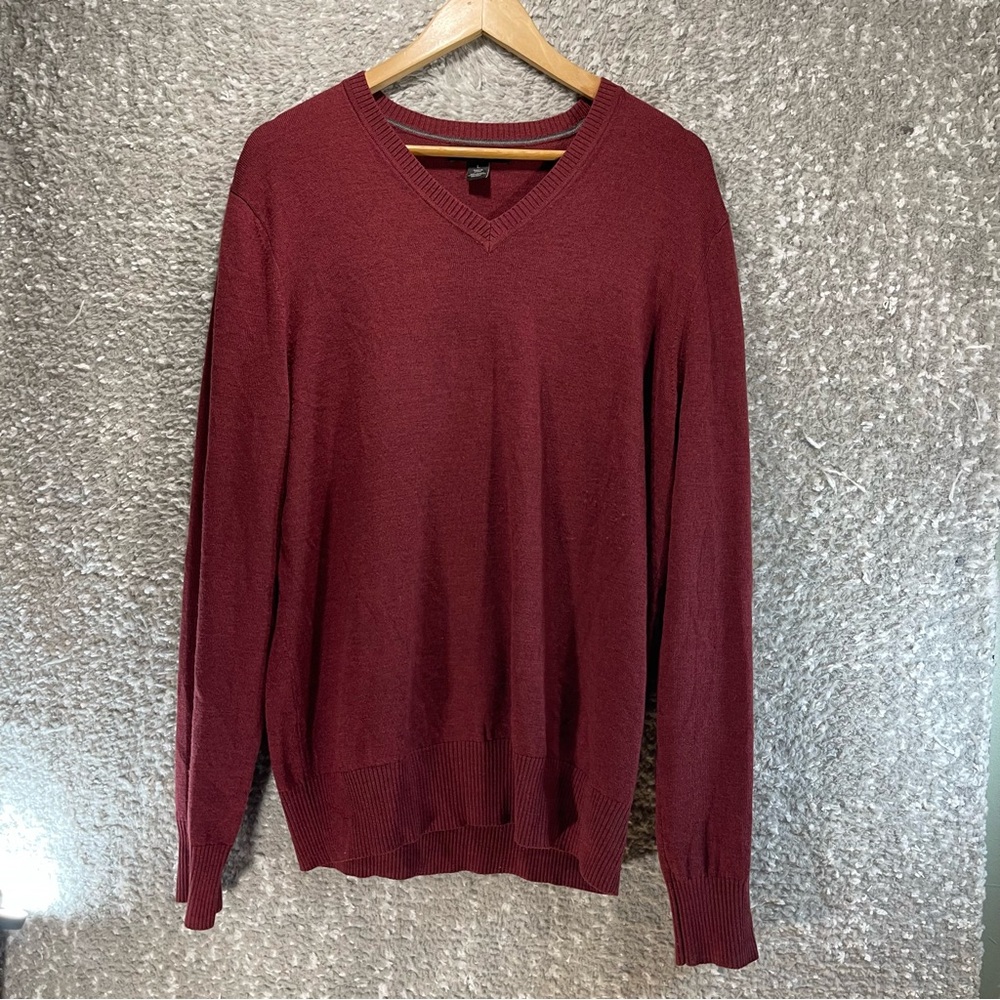 Banana Republic Sweater L Red Extra Fine Merino Wool V-Neck Pullover Preppy Hole